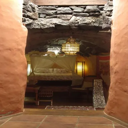 Sleeps 4 Pool Wifi * Uga