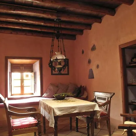 Sleeps 4 Pool Wifi Villa